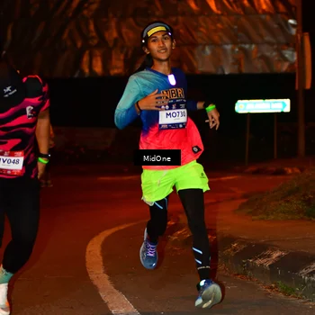 Runner Photo 7676655