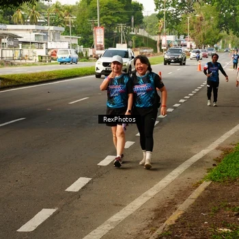 Runner Photo 7676664