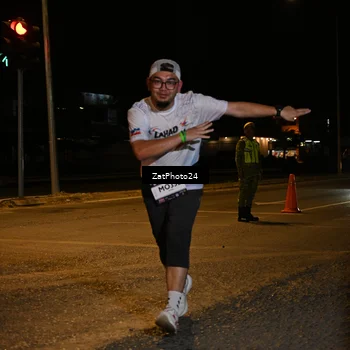 Runner Photo 7676684