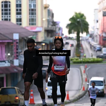 Runner Photo 7676686