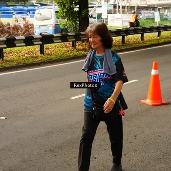Runner Photo 7676689
