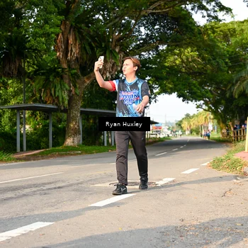 Runner Photo 7676692