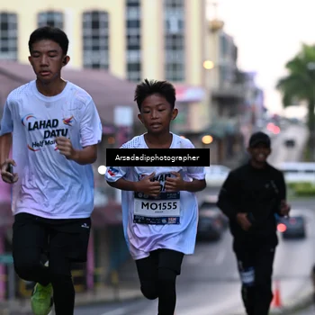 Runner Photo 7676719