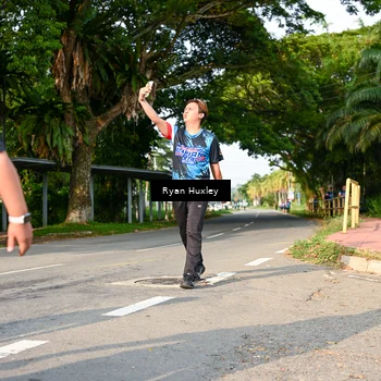 Runner Photo 7676732
