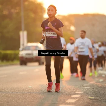 Runner Photo 7676746