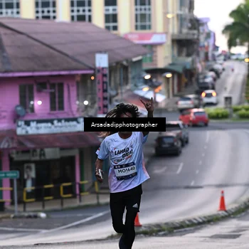 Runner Photo 7676748
