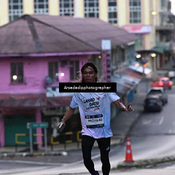Runner Photo 7676757