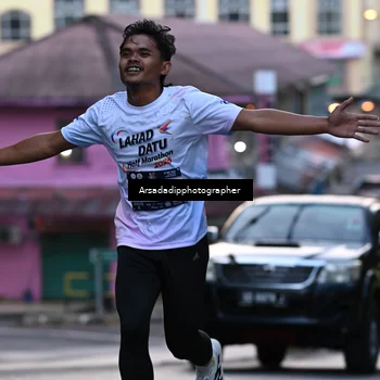 Runner Photo 7676769