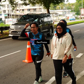 Runner Photo 7676770