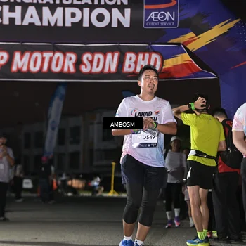 Runner Photo 7676781