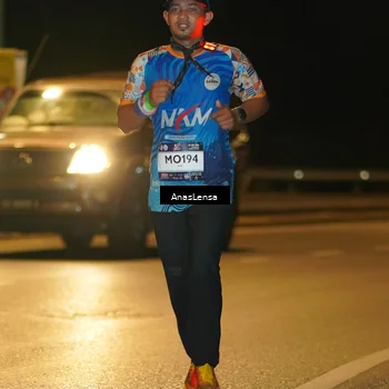 Runner Photo 7676786