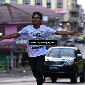 Runner Photo 7676794