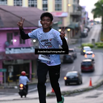 Runner Photo 7676795