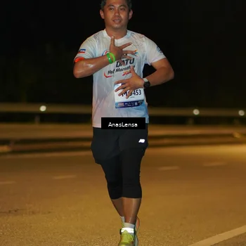 Runner Photo 7676797