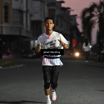 Runner Photo 7676799