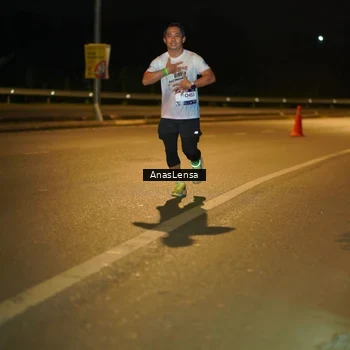 Runner Photo 7676821