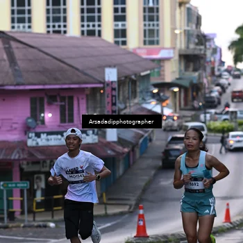 Runner Photo 7676831