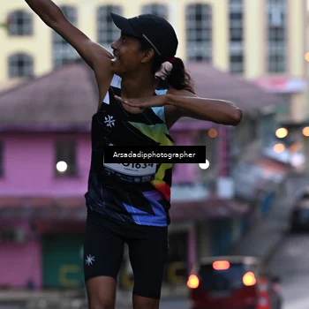 Runner Photo 7676835