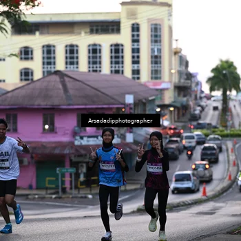 Runner Photo 7676837