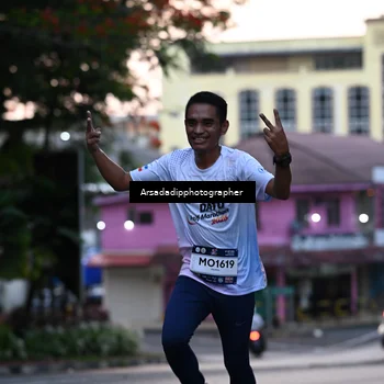Runner Photo 7676840