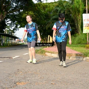 Runner Photo 7676847