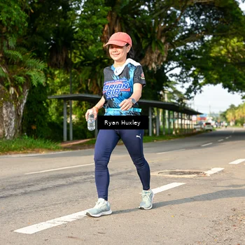 Runner Photo 7676851