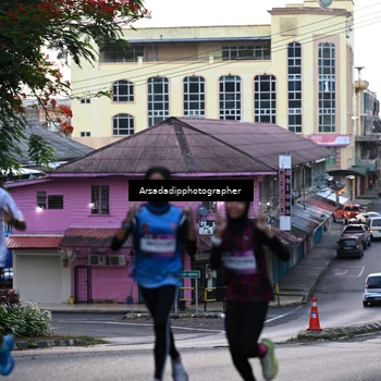 Runner Photo 7676853