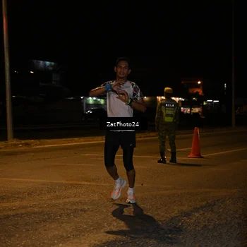 Runner Photo 7676856