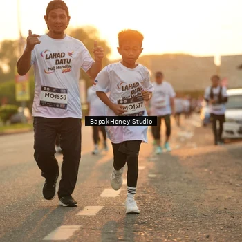 Runner Photo 7676863