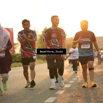 Runner Photo 7676876