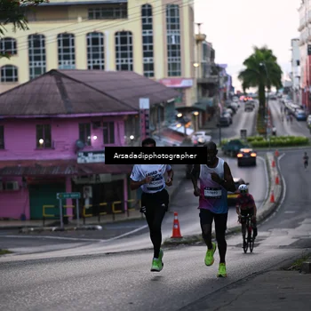 Runner Photo 7676884
