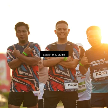Runner Photo 7676894