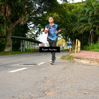 Runner Photo 7676896