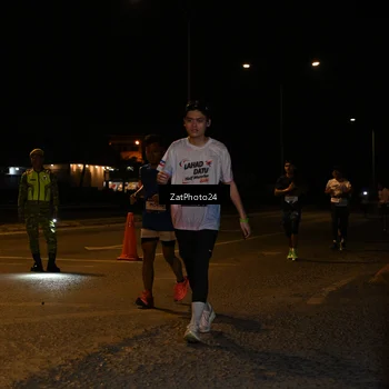Runner Photo 7676897