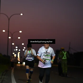 Runner Photo 7676901