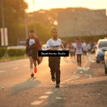 Runner Photo 7676902