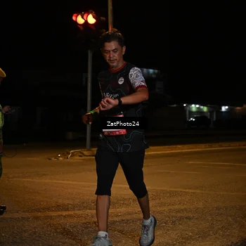 Runner Photo 7676917