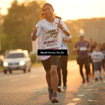 Runner Photo 7676945