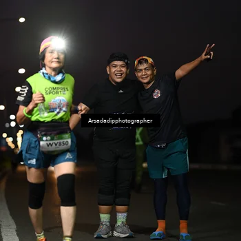 Runner Photo 7676948