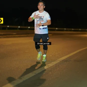 Runner Photo 7676953