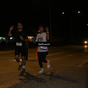 Runner Photo 7676985