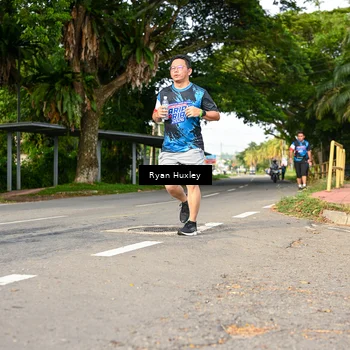 Runner Photo 7677015