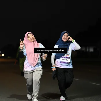 Runner Photo 7677016