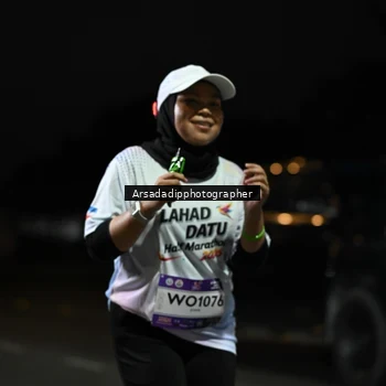 Runner Photo 7677021