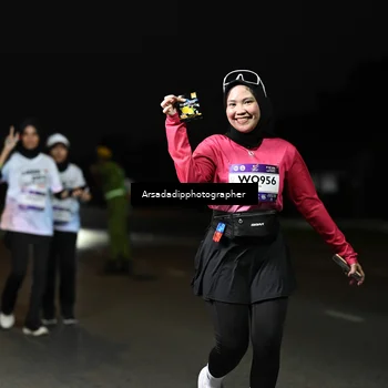 Runner Photo 7677024