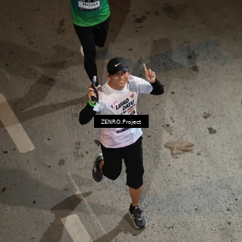 Runner Photo 7677030