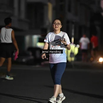 Runner Photo 7677032