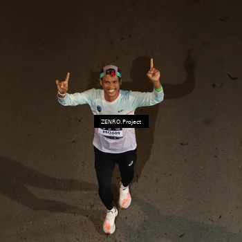 Runner Photo 7677062