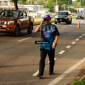 Runner Photo 7677072