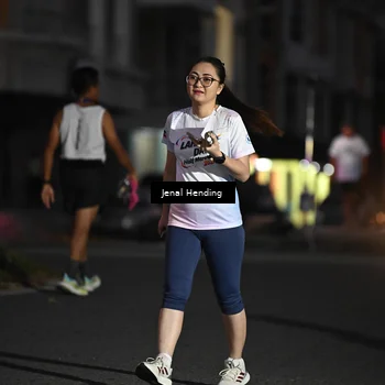 Runner Photo 7677075